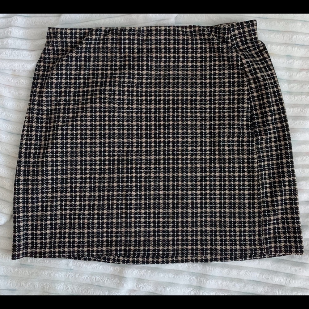 H&M Dividend Mini Pencil Skirt